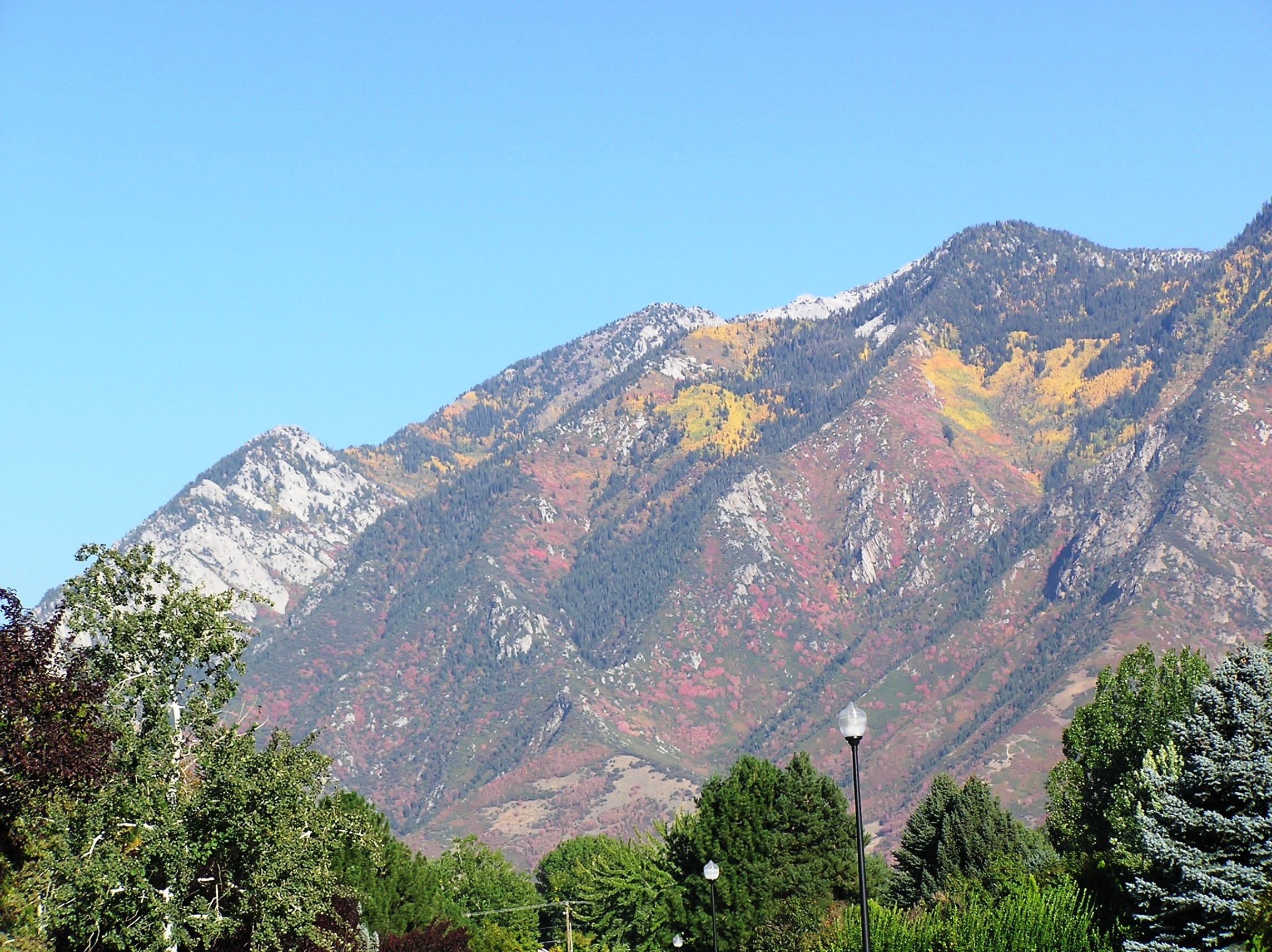 A general dentistry practice in Salt Lake County, Utah