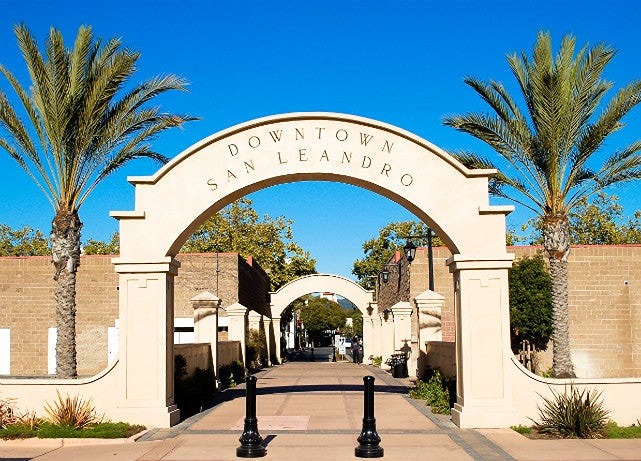 A general dentistry practice in Alameda County, California