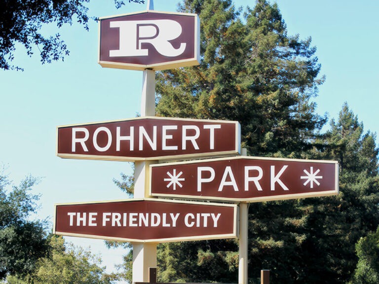 A general dentistry practice in Sonoma County, California