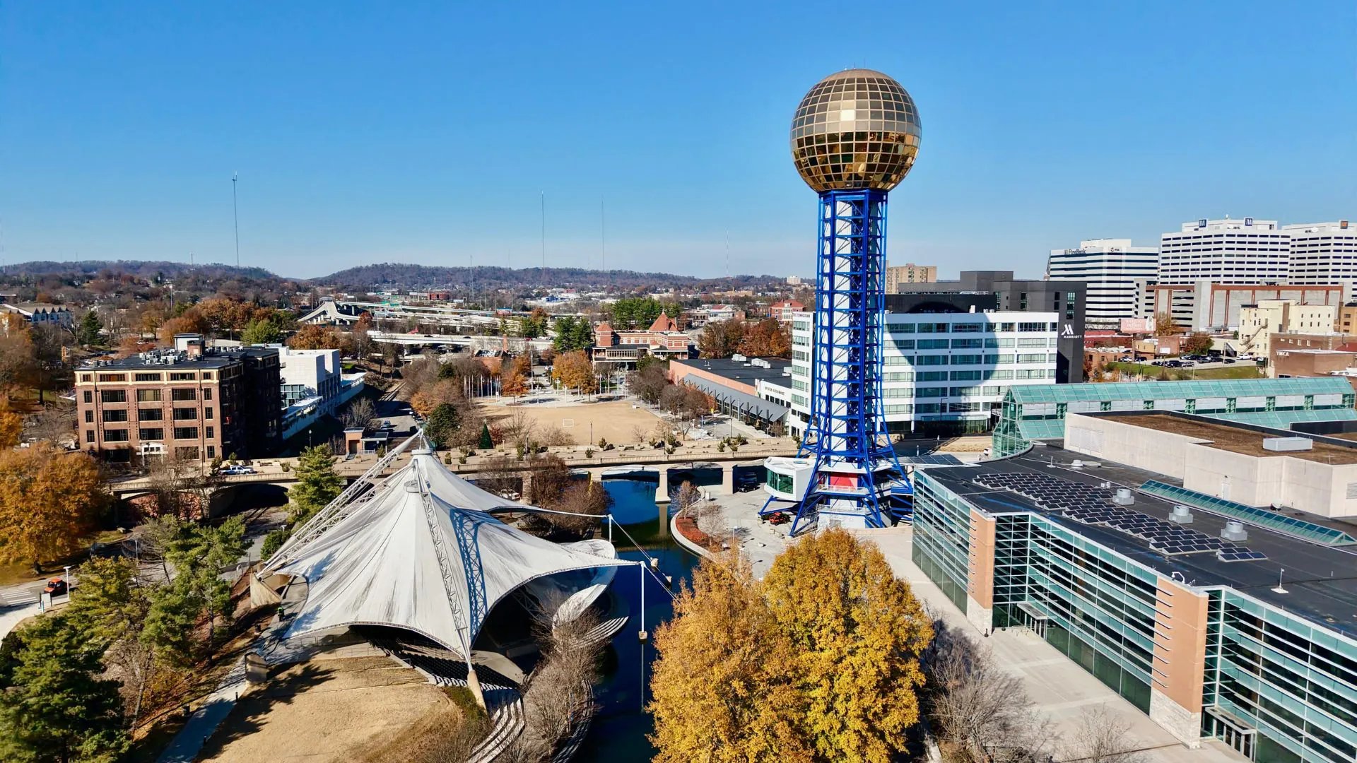 A general dentistry practice in Knox County, Tennessee